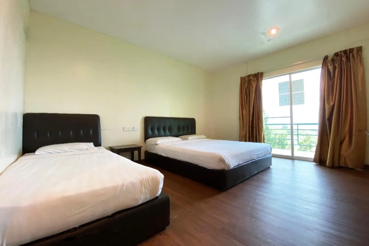 Triple Suite