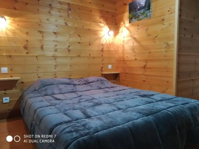 4 Bedrooms Apartment