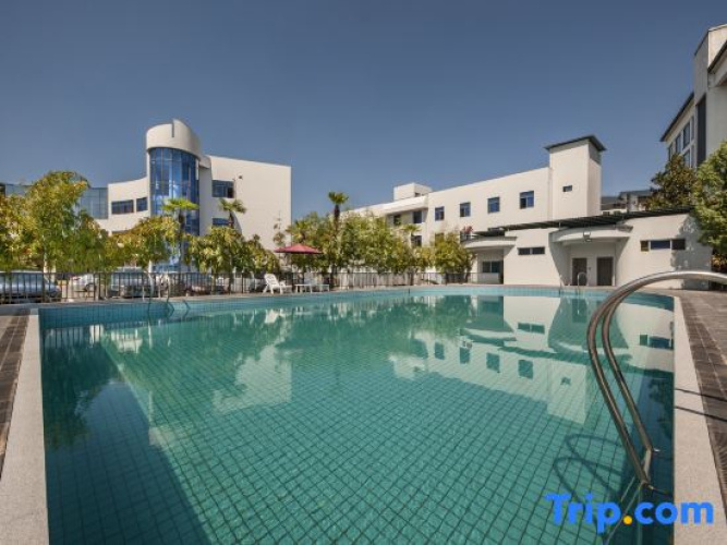 International Trade Hotel