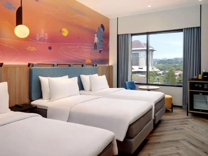 Standard Triple Family room with city view
