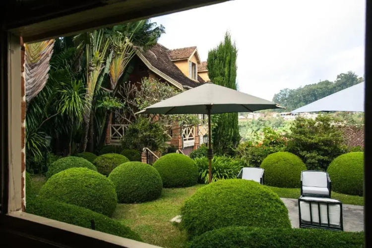 Tsara Guest House