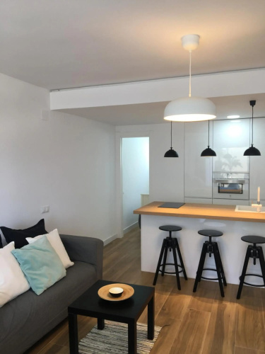 Holiday Studio by Meatina