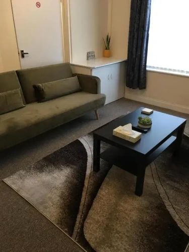 2 Bedrooms Cottage