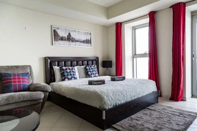 HiGuests Vacation Homes - Princess Tower Apartments - Image 7