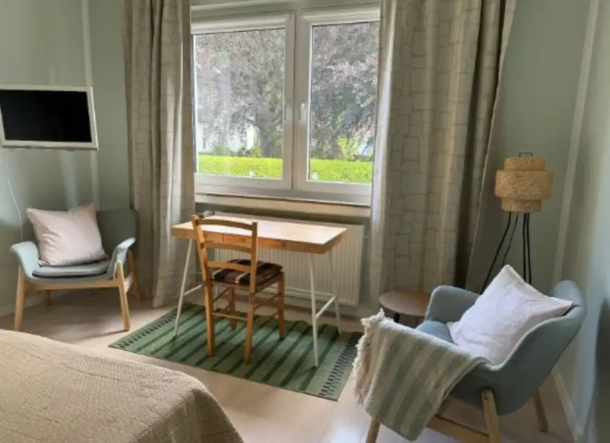 Comfort room