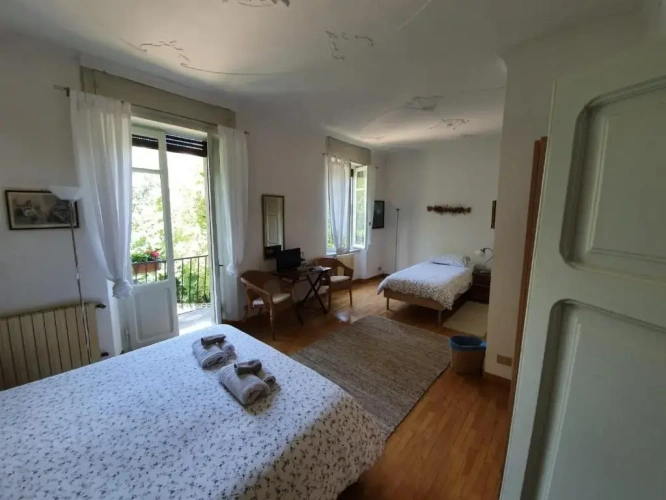 Standard Double room with view