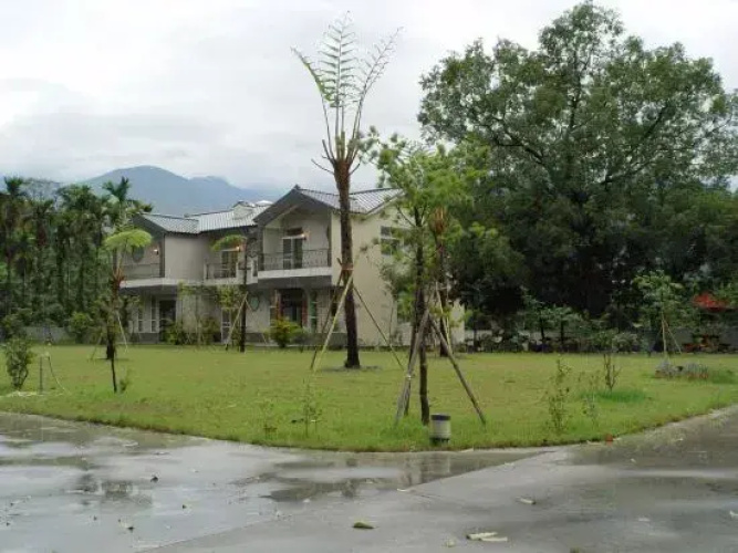 Fonglin Villa Hostel