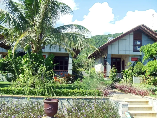 Deluxe Triple room with garden view