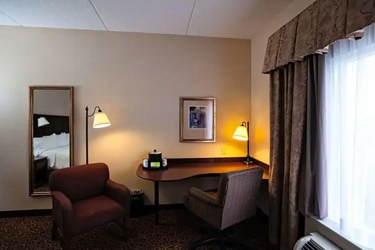 Grand room