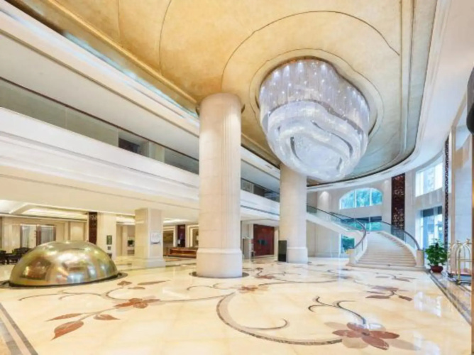 Grand Garden Hotel
