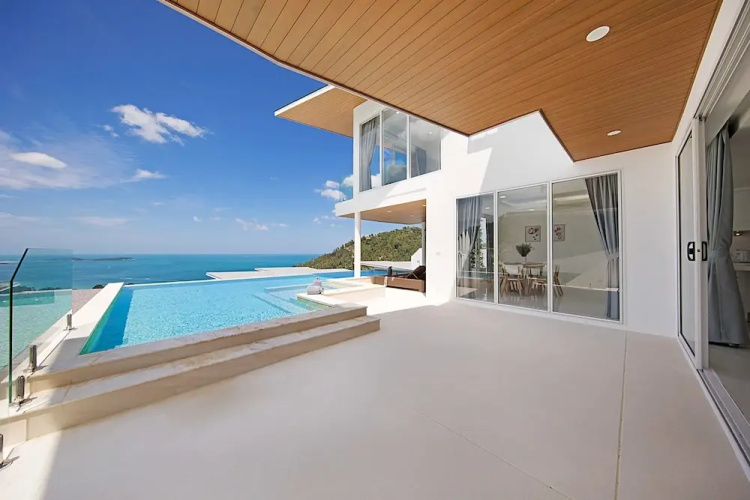 4BR-Luxurious Private Pool Villa Oasis