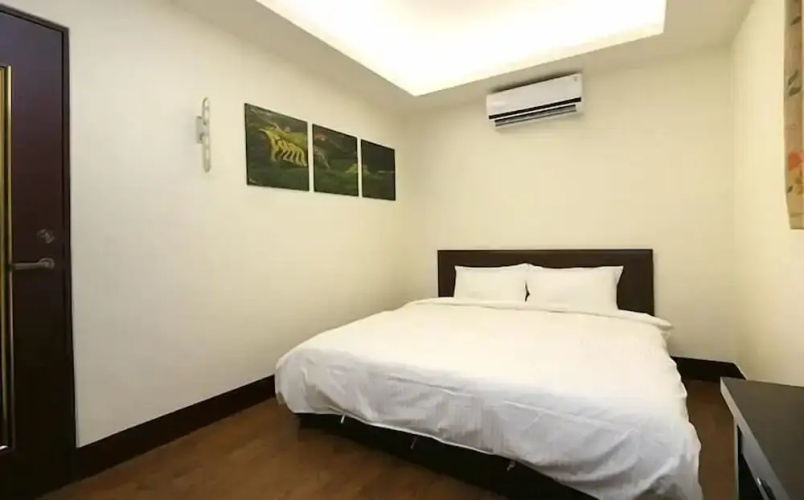 Lotus B&B