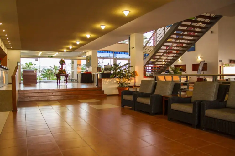 Howard Johnson Plaza Hotel Manta