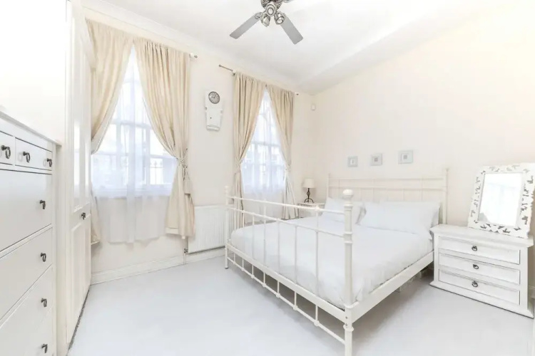 Spacious Apartment in Trendy Islington