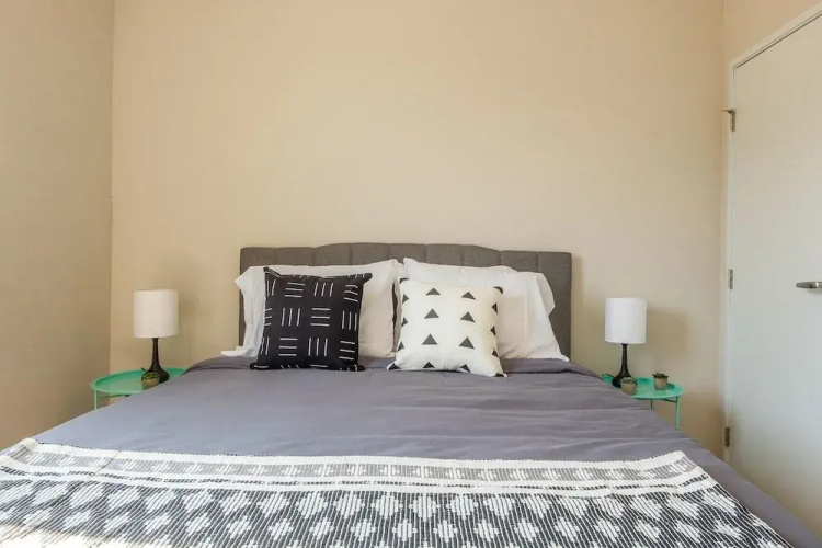 FRONTDESK Core Apts Campustown Ames
