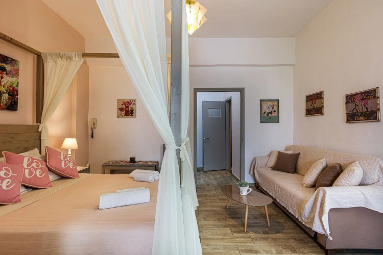 Kasteli Studios & Apartments