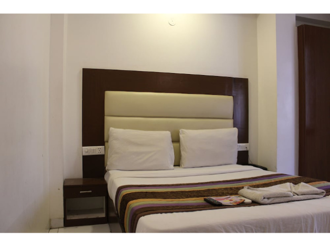Hotel Opal Inn