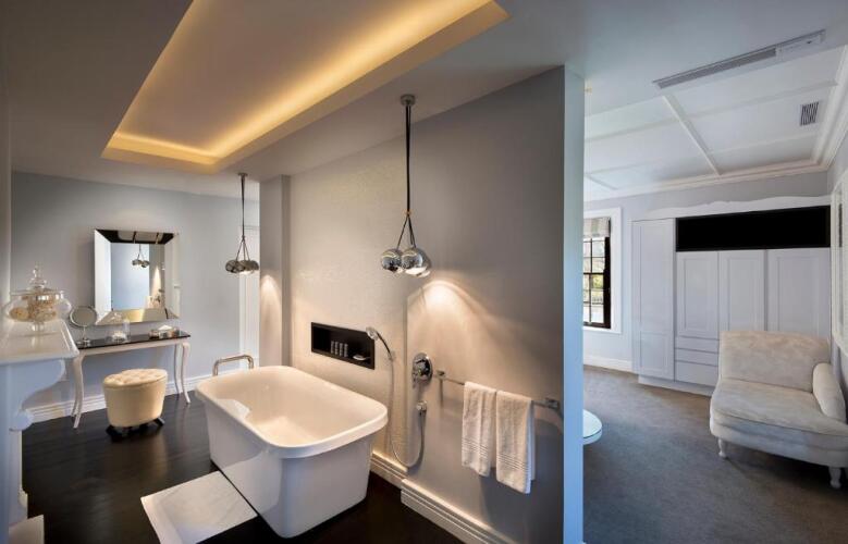 The Manor House at FancourtOver view