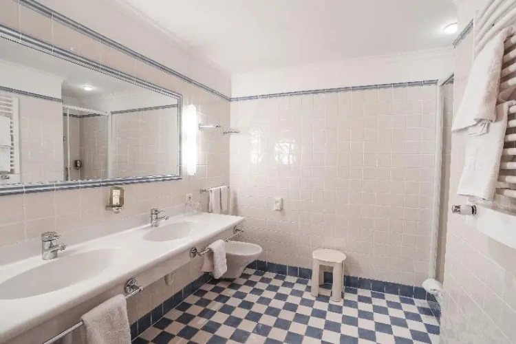 Standard Junior Suite