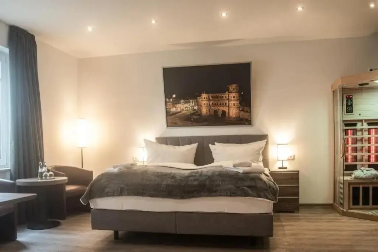 Deluxe Double Suite