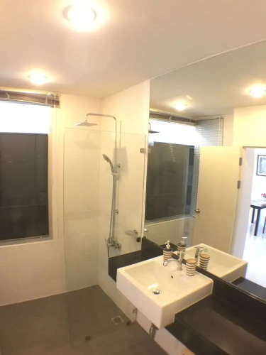 Deluxe Studio