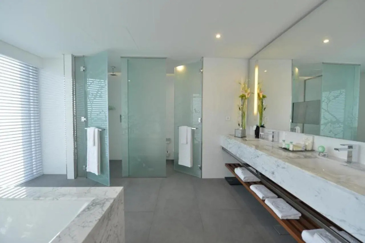 Ramee Grand Hotel & Spa