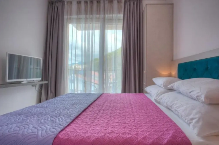 Standard Double room with balcony and with sea view