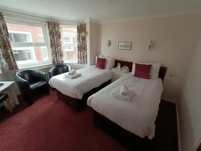 Standard Twin room