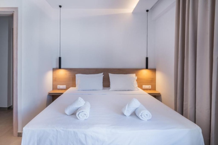 Superior room with partial sea view