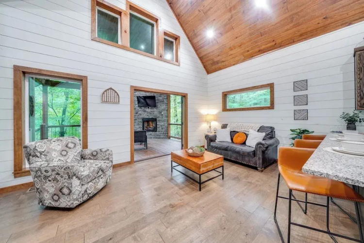 Fire Pit & Hot Tub: Couples Retreat in Broken Bow