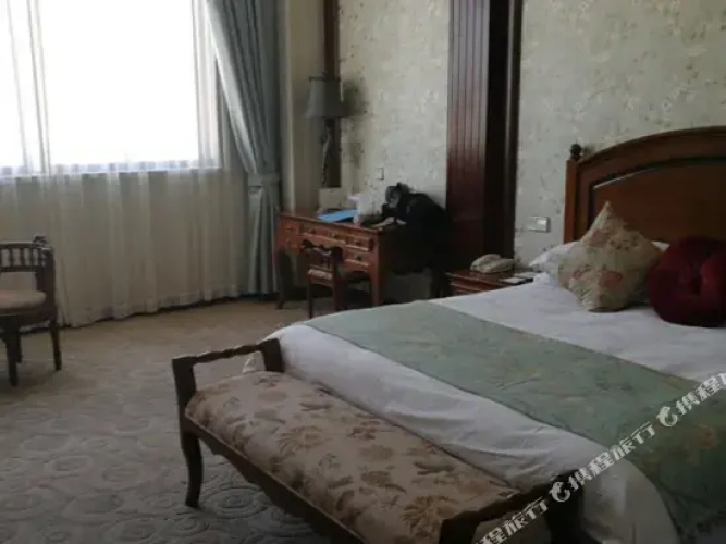 Deluxe Double Suite