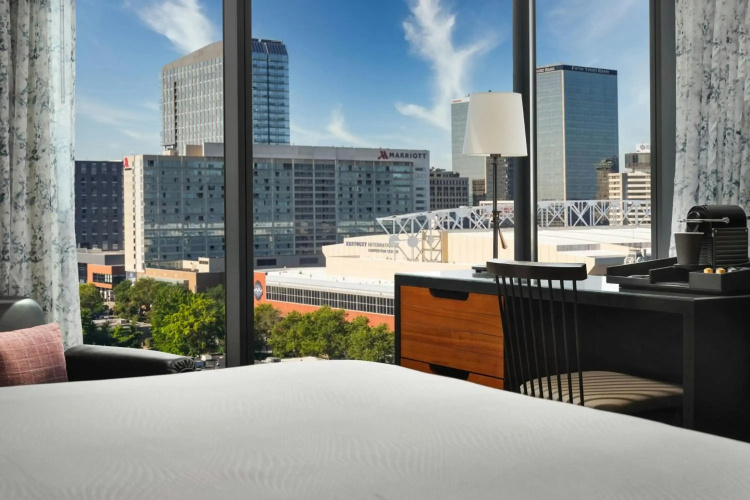 Hotel Distil, Autograph Collection
