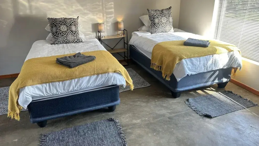 2-bed House in Dullstroom , Blue Crane Estate 66