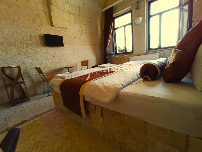 Stone Age Hotel