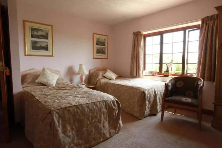 Pointers Guest House