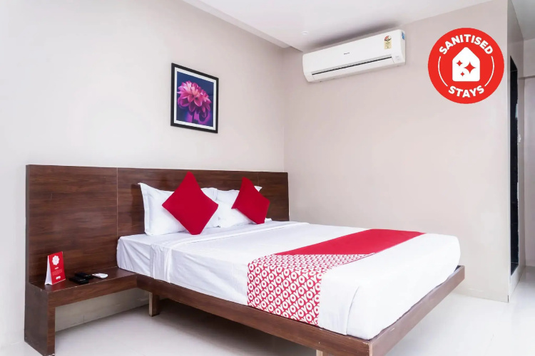 OYO 18340 Grand Pune