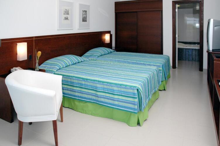 Bahia Plaza HotelOver view