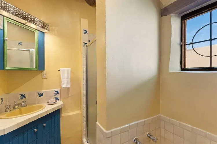 3BD Garcia Street Adobe