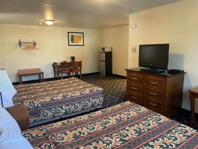 Standard Family room