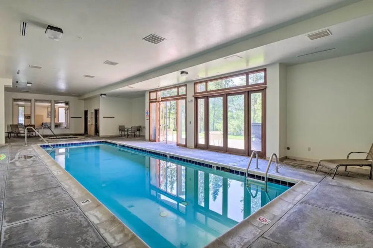< 1 Mi to Slopes: Mtn-view Keystone Condo