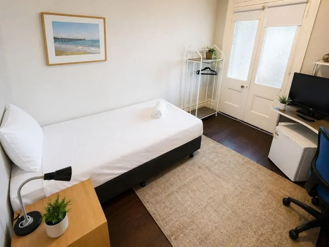 Standard Single room