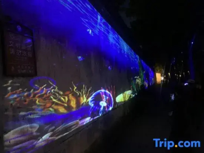 Tongli Cloud House Quadrangle Designer Cinema Hotel