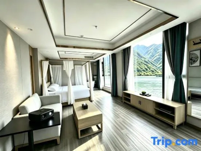 Premier Suite