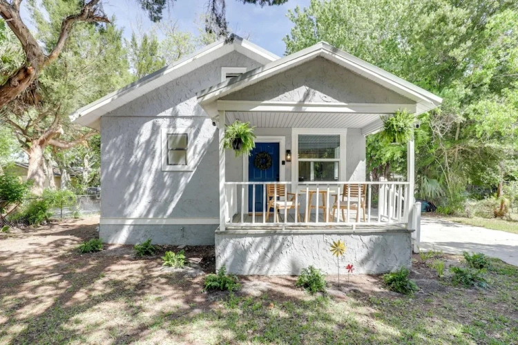 3 Bedrooms Cottage