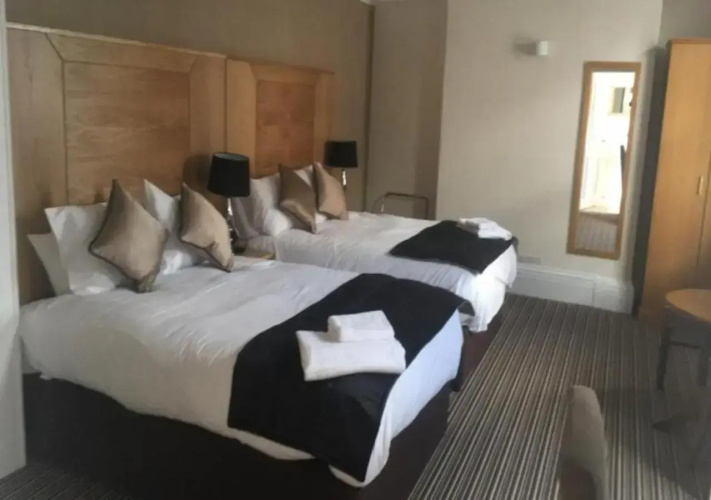 Castle Hotel