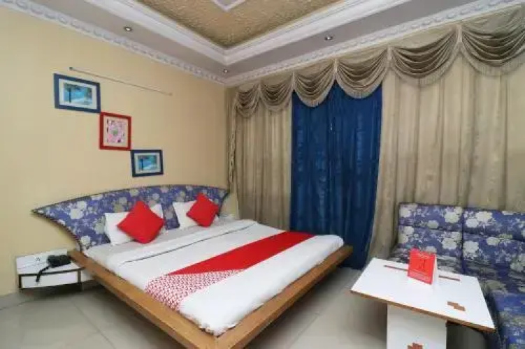 Akash Regency by OYO Rooms