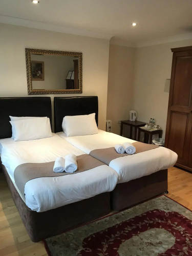 Sheil Suites