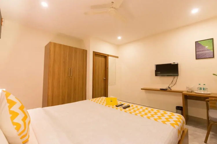 FabHotel Canvas HSR layout