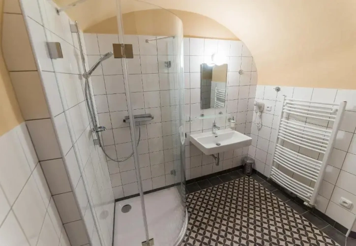 1 Bedroom Twin Apartment