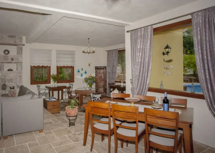 Room-authentic Boutique Hotel